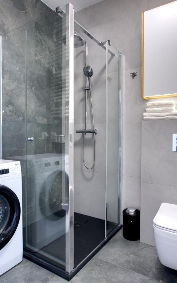 Essence Apartments Amber Познань Екстер'єр фото